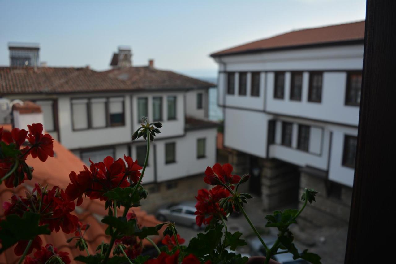 Patche Residence - A Wine Cellar Hideaway In The Historic Home Of Revolutionary Metodi Patche Ohrid Exterior foto